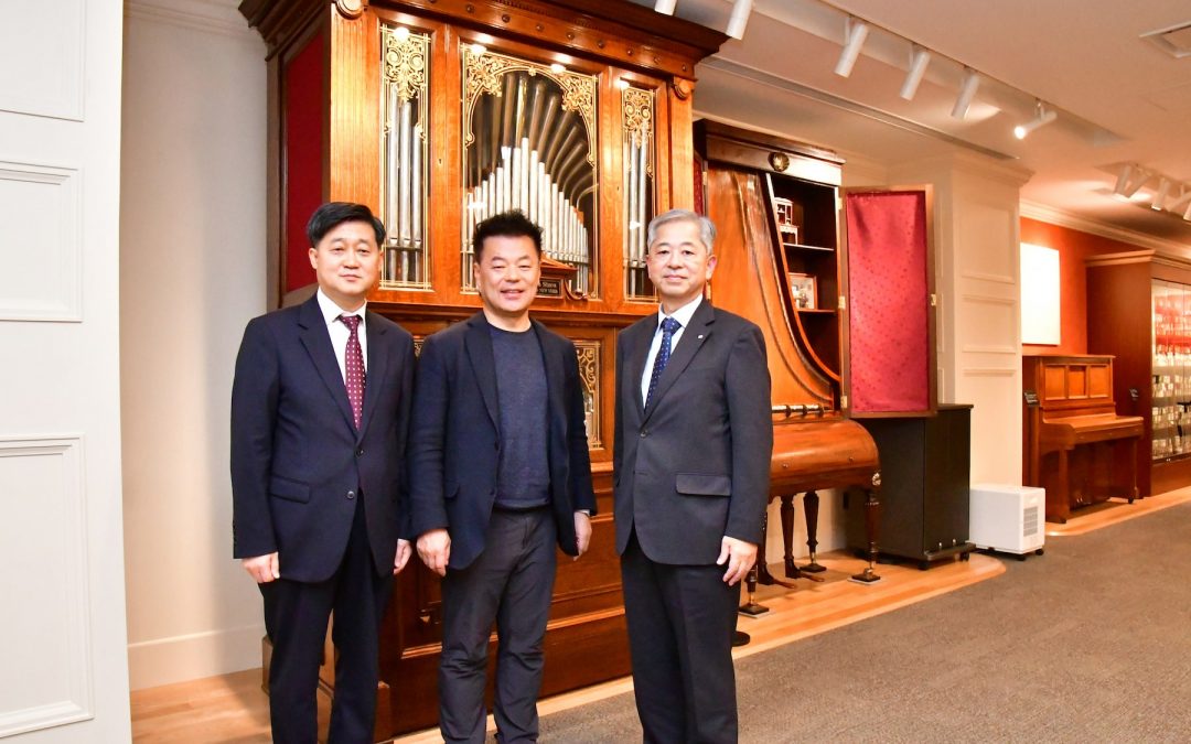 중앙일보 기자, 민온 방문