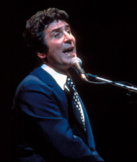 Gilbert Becaut, French pop singer in 1971