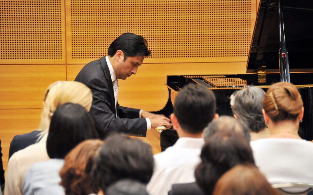 Ecuadorian Pianist Boris Cepeda Delivers Cultural Lecture & Concert