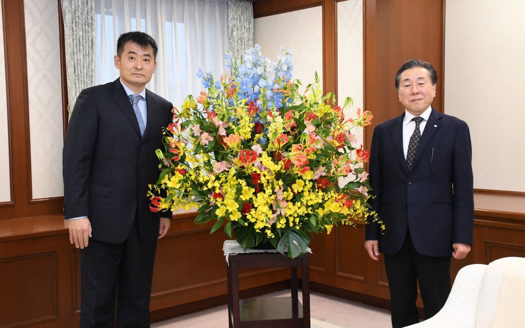 Senior Chinese envoy visits Min-On