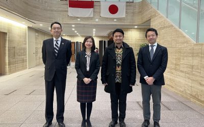 Indonesian envoy visits Min-On Culture Center