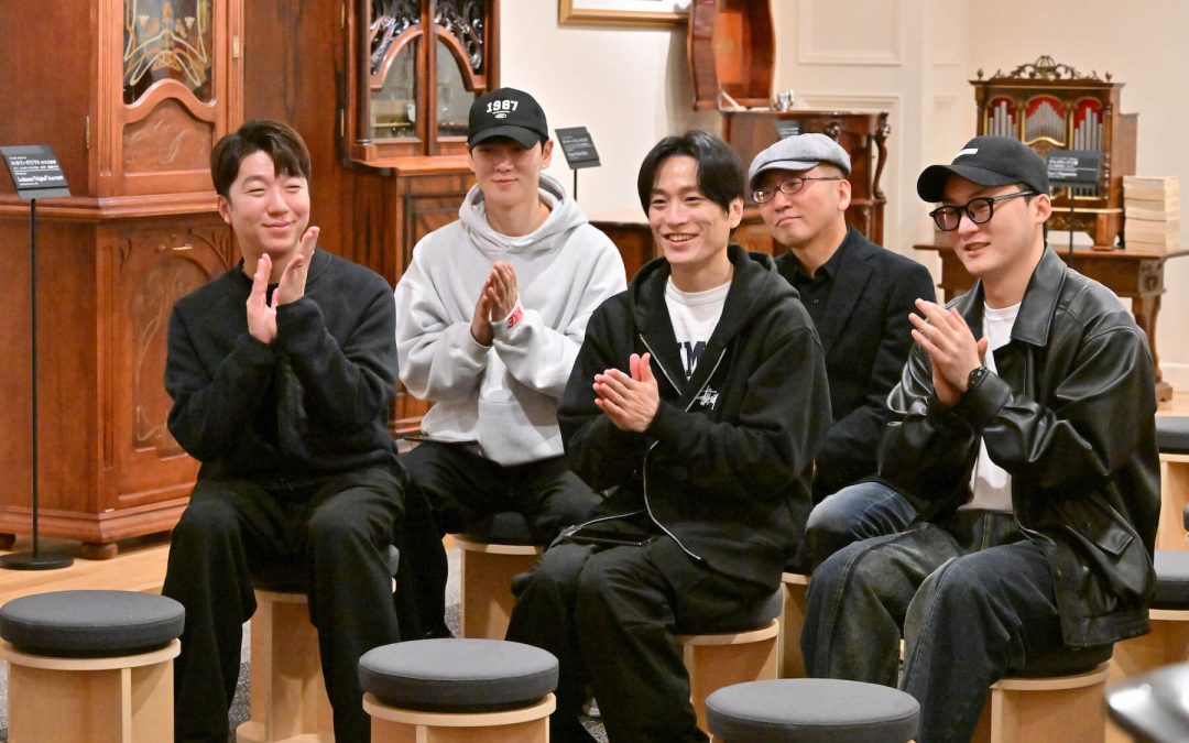 South Korean vocalists visits Min-On