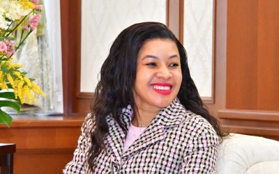 South African deputy president’s spouse Humile Mashatile calls on Min-On